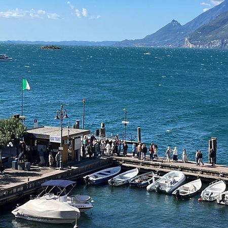 Charmante Apartament Lake Front Malcesine Exteriér fotografie