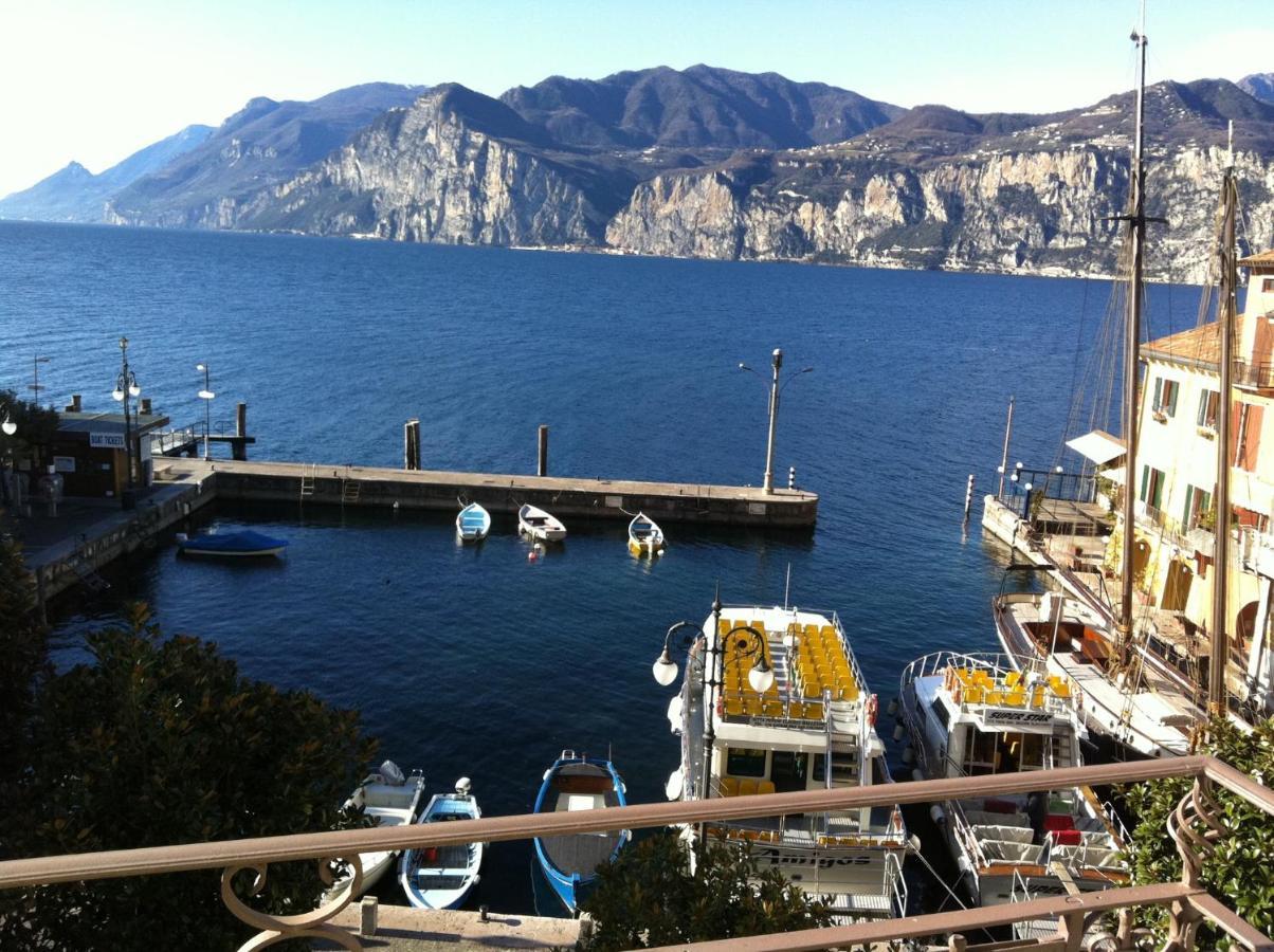 Charmante Apartament Lake Front Malcesine Exteriér fotografie